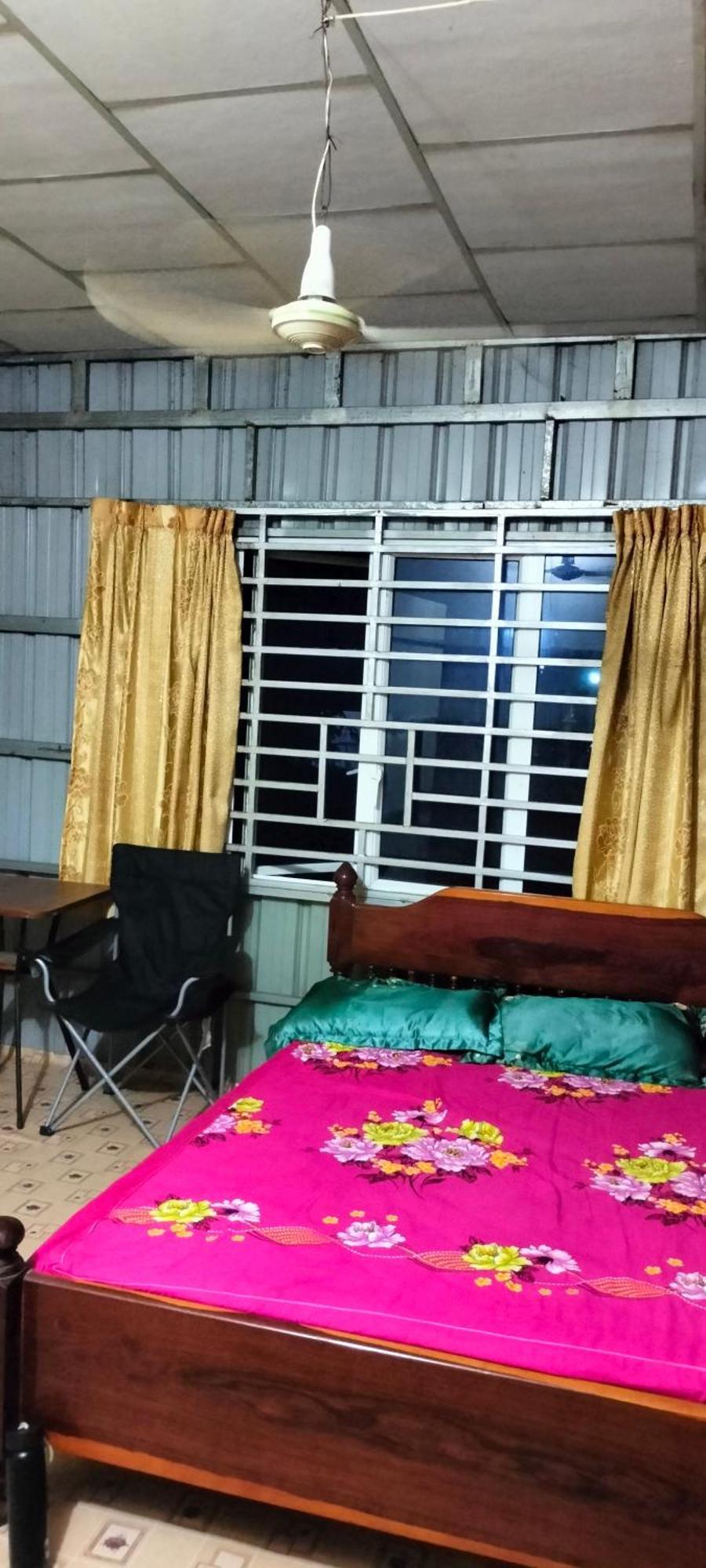 Dolphin Home Stay New Kratié Quarto foto